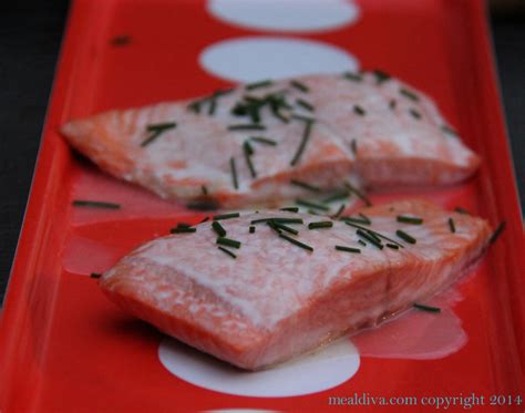 Baked Salmon in White Wine — MealDiva