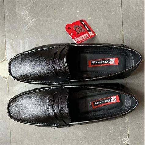 Plain Casual Wear Black Tpr Sole Men Leather Loafer Shoes At Rs