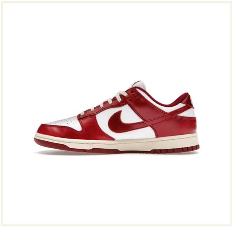 Nike Dunk Low Prm Vintage Team Red W