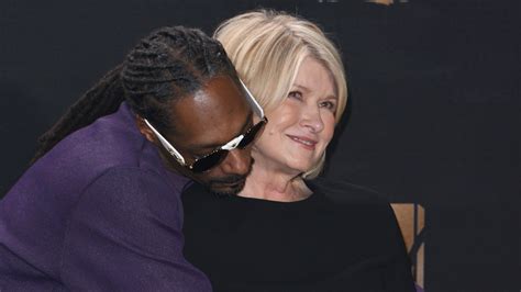 Gruesome Twosome Snoop Dogg And Martha Stewart Are Cooking Up Something ...