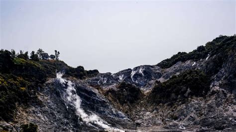 Super volcano in Italy is suddenly strangely quiet - Pledge Times