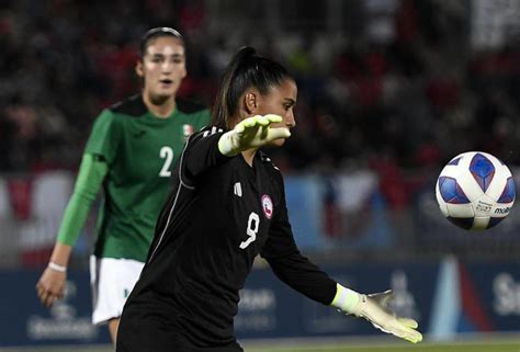 La Roja Femenina Se Lanza Con Todo Contra La Federaci N De F Tbol De