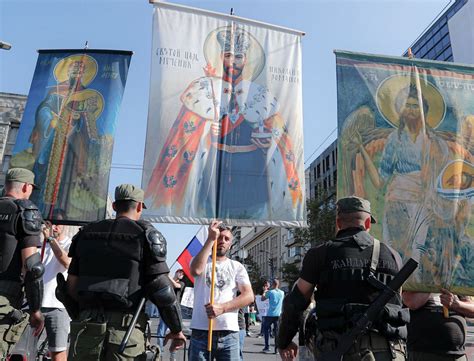 Serbian Police Intervene To Protect Gay Pride Parade