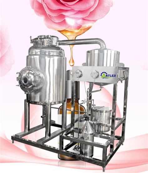 Essential Oil Steam Hydrosol Vacuum Distillation Separator Machine