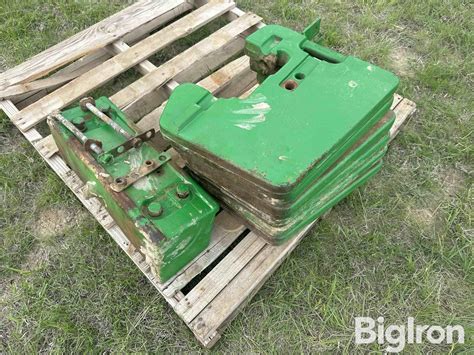 John Deere Suitcase Weights Bracket Bigiron Auctions