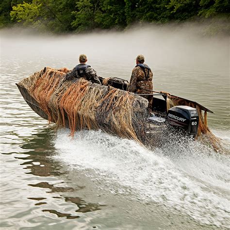 Best Boats for Duck Hunting- Everything You Need to Know - HayFarmGuy