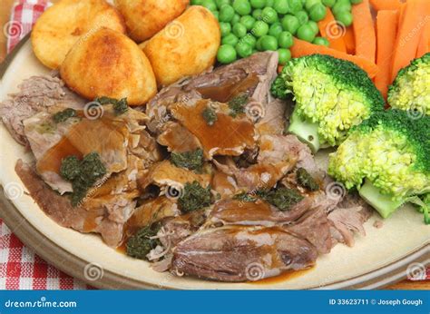 Sunday Roast Lamb Dinner Plate Stock Image - Image: 33623711