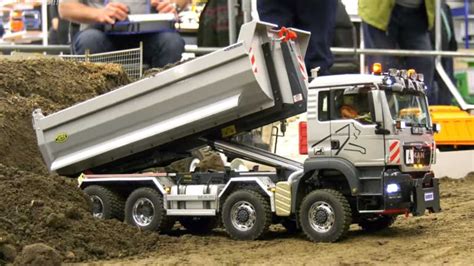 RC Big Rigs In Small Scale Look Like A Fun Way To Work Hard, Cost Thousands