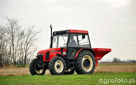 Zdjęcie traktor Zetor 7340 Rauch MDS id 551287 Galeria rolnicza agrofoto