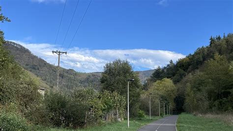 Nubes Con Amplios Claros Desde El Bidegorri Entre Soraluze Flickr