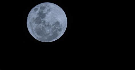 When And Where To See August S Rare Supermoon Blue Moon BollSpel