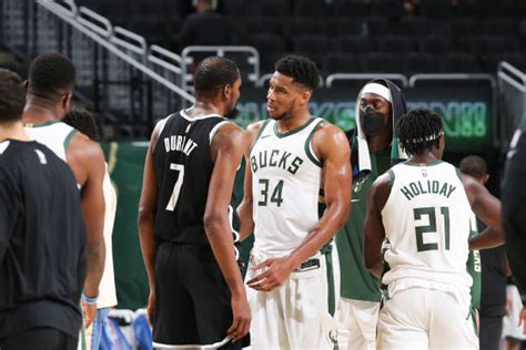 Bucks Giannis Praises Nets Kevin Durant 1 Of The Best Ive Ever