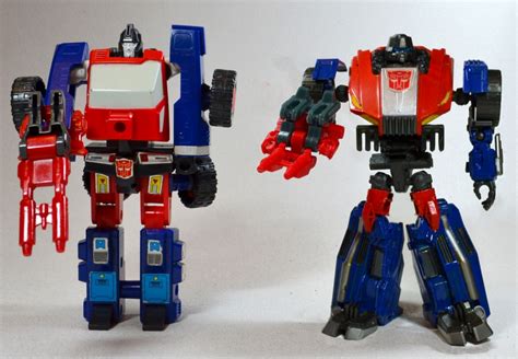 Minor/Repaint: - Classics Crosshairs Targetmaster | TFW2005 - The 2005 ...