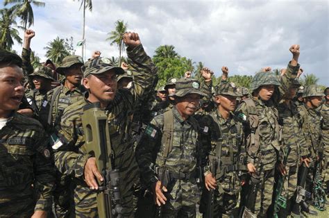 Le MILF le groupe qui veut combattre l État islamique aux Philippines Slate fr