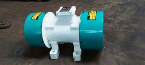 Kw Hp Vibrator Motor At Rs In Bahadurgarh Id