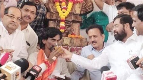 Maratha Reservation Row Activist Ends Hunger Strike After Meeting With