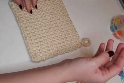 Crochet With Us This Spectacular Hot Pad Potholder