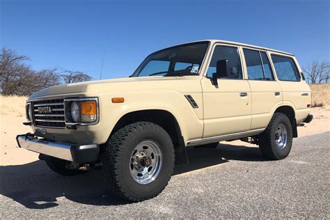 1985 Toyota Land Cruiser Fj60 For Sale On Bat Auctions Sold For 18 250 On April 16 2021 Lot