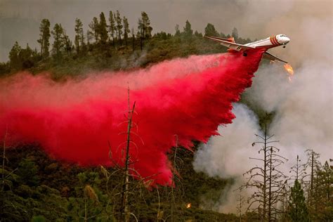 Se extiende el incendio en las cercanías del parque Yosemite en EE UU