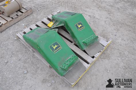 John Deere 4440 Front Fenders | Agriculture | BigIron