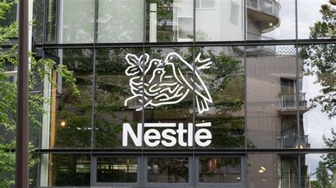 Nestlé en difficulté depuis le scandale des eaux contaminées le