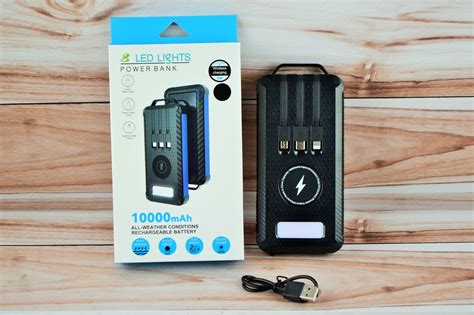 Повербанк на солнечной батарее Power Bank 10000 mAh Фонарь LED ...