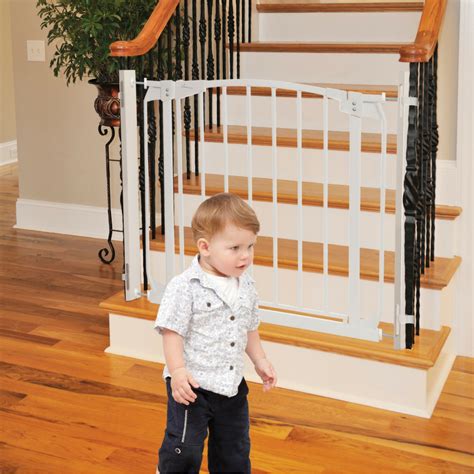 Защита на лестницу: 72 фото