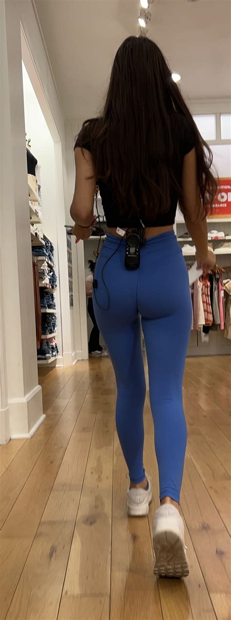 Slim Brunette Squatting And Working Part Oc Spandex Leggings Yoga Pants Forum