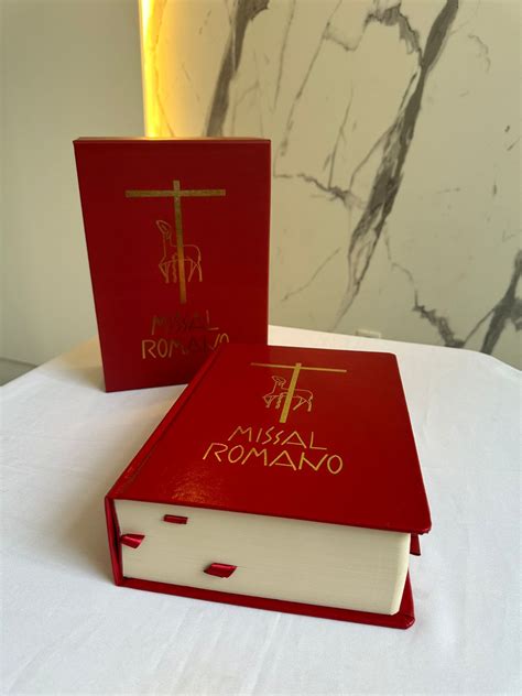 NOVO MISSAL ROMANO CHEGA À DIOCESE DE COLATINA | Diocese De Colatina