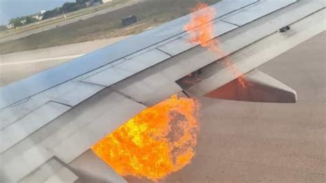 VIDEO Un avion Ryanair a luat foc înainte de decolarea de pe un