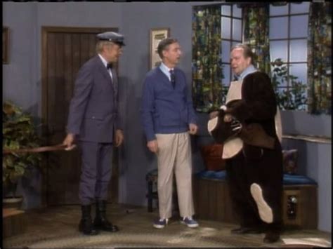 Mister Rogers Neighborhood 1583 Alike And Different Tv Episode