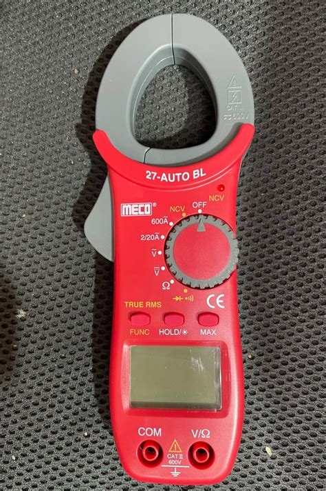 600A 600V Digital Clamp Meter Model Name Number Meco 27 Auto 9V At