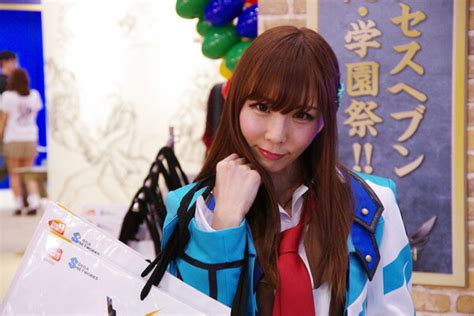 Asciijp：美人だらけでニッコニコ！ 超会議2015のコンパニオンたち 12