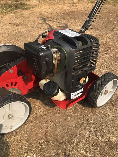 Troy Bilt Tb515 Ec 29 Cc 4 Cycle 9 In Gas Lawn Edger For Sale In