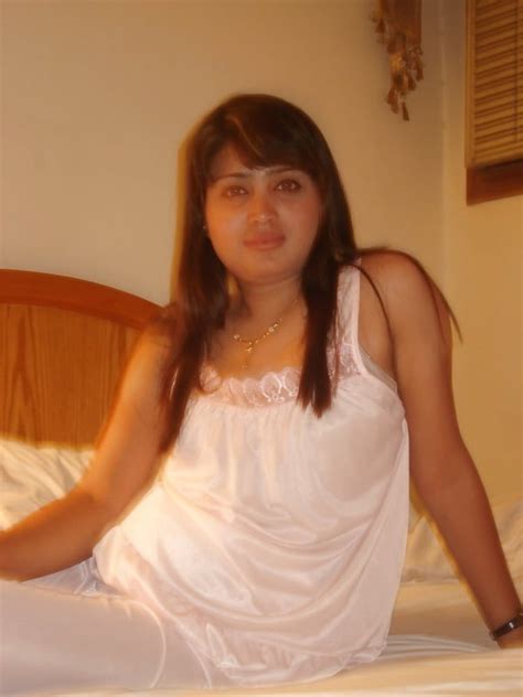 Indian Most Beautiful Bhabhi Viral Nude Pic Leaked Pic Must Watch Desi Pics HD SD