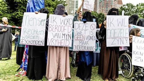 En Holanda Protestan Contra La Prohibición Del Burka Última Hora