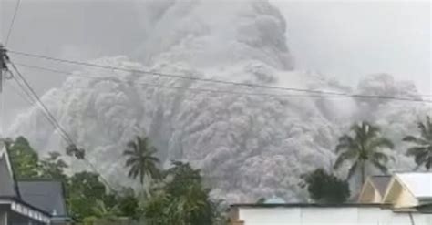 Kisah Rumini Korban Semeru Tak Tega Meninggalkan Ibunya Yang Lansia