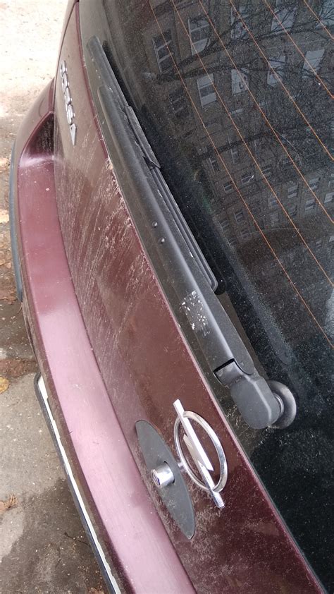 Поводок заднего дворника — Opel Corsa C, 1,2 л, 2005 года | расходники ...