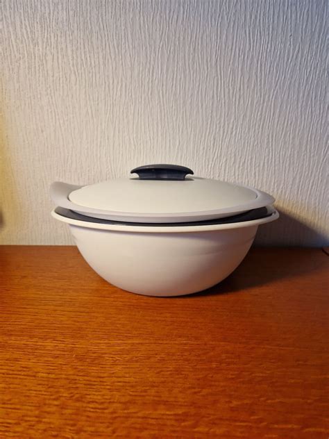 Se produkter som liknar Tupperware Iso Duo på Tradera 623150712