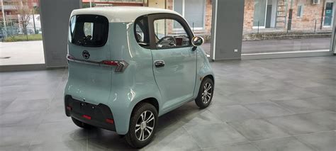 MICROMACH MACH 1 60 KM SENZA PATENTE FULL ELECTRIC AUTOMOBILI ERCOLANO