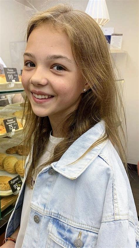 Manya Bramova Model Blonde Beautiful