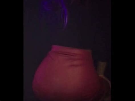 SUZY ANDERSON DANÇANDO NA FESTA PRIME XVIDEOS