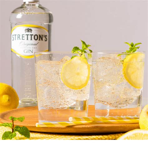 Strettons London Dry Gin The Grand Store True Royale Lifestyle