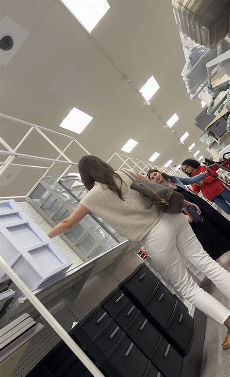 Target Milf Face Ass White Pants Tight Jeans Forum