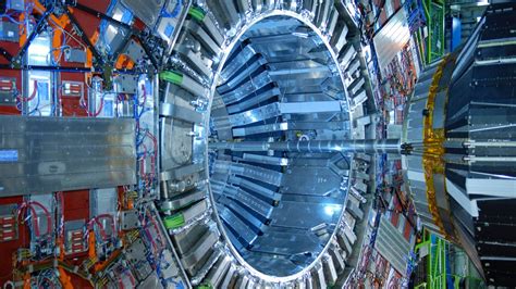 Le Cern Passe à Lopen Source Face à La Montée Des Prix De Microsoft