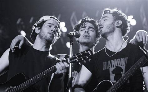 Jonas Brothers Anuncian Dos Fechas M S En Su Gira En M Xico Contrav A