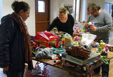 locale express Joli succès pour la bourse aux jouets