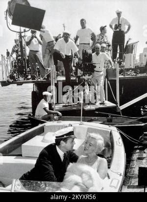 Some Like It Hot Billy Wilder Marilyn Monroe Stock Photo Alamy