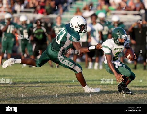 Florida Usa 18th Aug 2016 Hialeah Gardens Mater Academy Quarterback