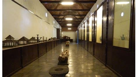 Menelusuri Lorong Museum Keraton Surakarta